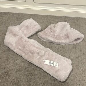 Simply Noelle Soft Faux Fur Scarf and Hat Set - Light Gray
